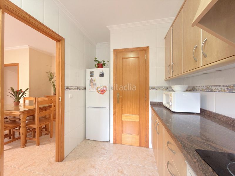 Foto 06a05108-4e1b-4e46-893c-2ad998827e5e. Casa con parcheggio in Benicolet