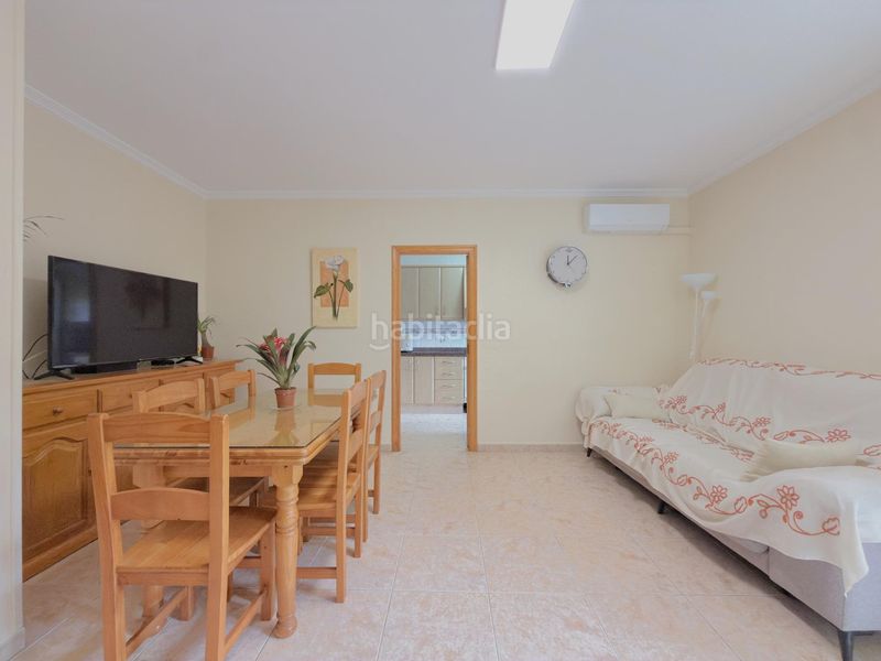 Foto 64a42d6d-d37a-4732-82d9-d62d2068cd4c. Casa con parcheggio in Benicolet