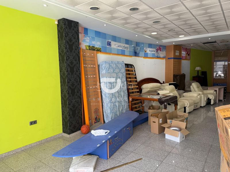 Foto 1f80d8f3-c94a-40b9-9199-964b491e25cb. Local comercial a Corea Gandia