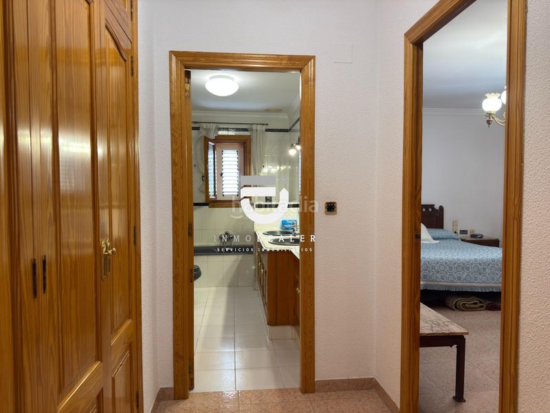 Foto 0d8f496a-7285-4503-81a4-03a4fd2871a9. Chalet casa independiente en Oliva pueblo Oliva