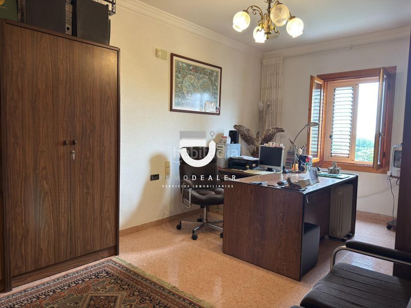 Foto 42cb6f39-6aa8-4782-ad8e-190479b178d1. Chalet casa independiente en Oliva pueblo Oliva