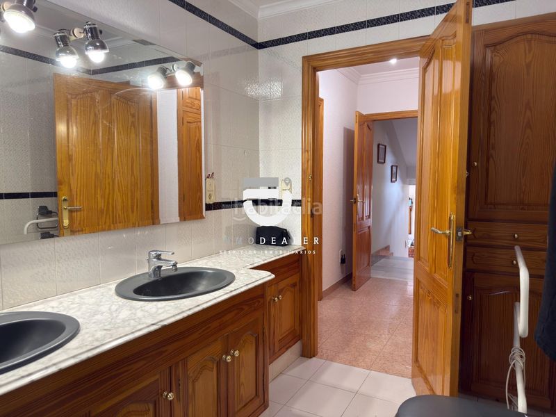Foto 742a0548-a048-4138-aff3-b5b5e972f716. Chalet casa independiente en Oliva pueblo Oliva
