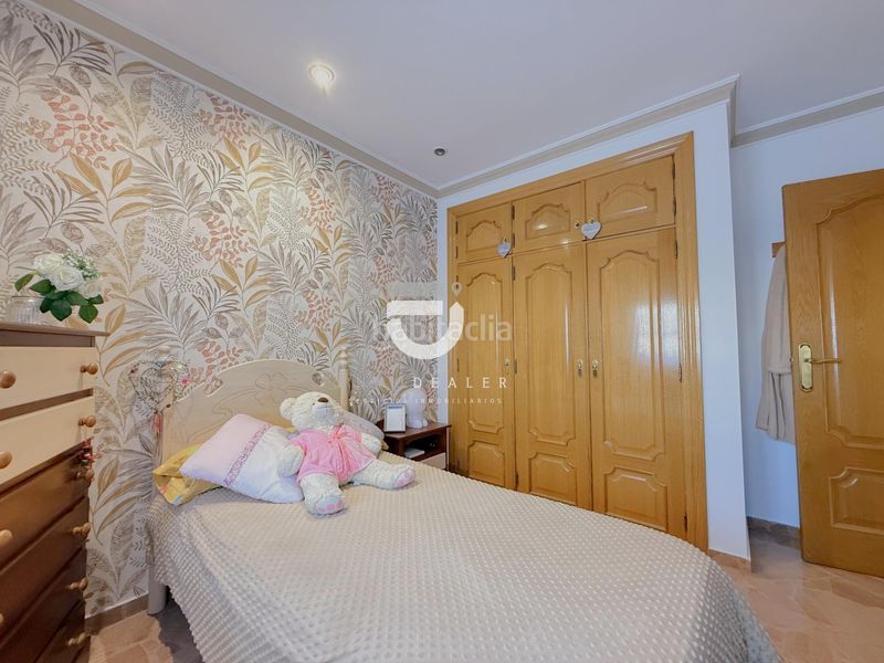 Foto b35dce6b-c4f8-4973-ba3b-60939467cd60. Casa amb calefacció aparcament a Plaza Elíptica - República Argentina Gandia