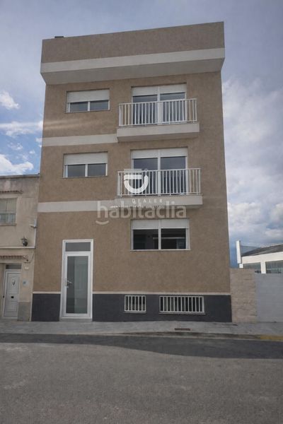 Foto 4a2a64fd-33b6-482d-8764-007016ecf174. Pis a Benipeixcar - El Raval Gandia