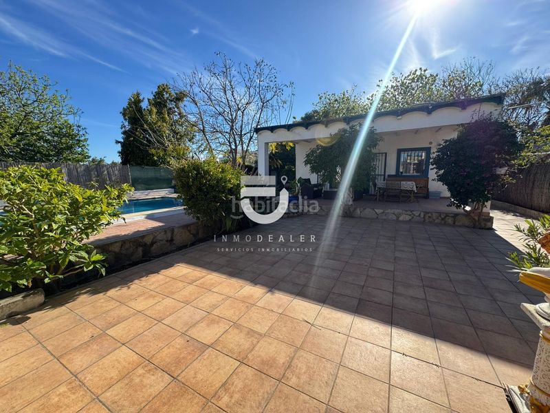 Foto b9a76652-b40d-45b3-afe9-83514d480942. Casa con piscina in Daimús