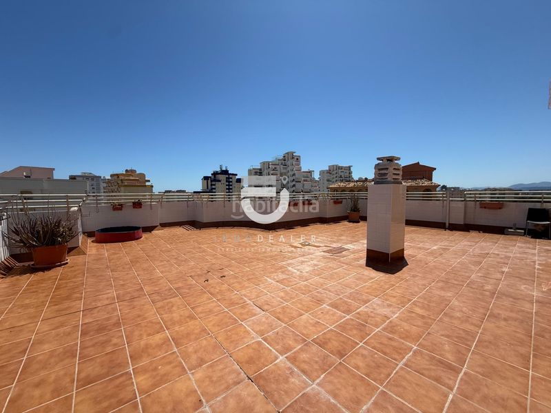 Foto e95ca71d-2e81-473c-84d1-df46a86caee4. Àtic amb aparcament piscina a Playa de Gandía Gandia