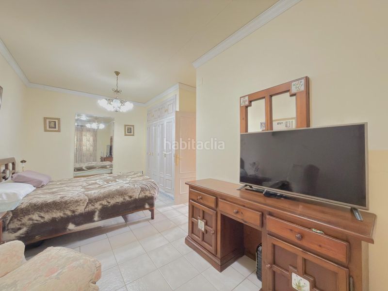 Foto f1501881-b134-46bd-a78e-46d4861a65a2. Xalet amb aparcament a Urbanizaciones Gandia