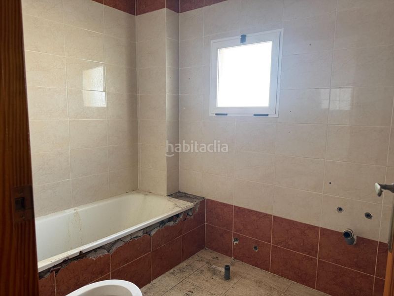 Foto 62fa2455-1d39-460a-a009-fef0a2895b2b. Casa adossada amb aparcament a Benipeixcar - El Raval Gandia