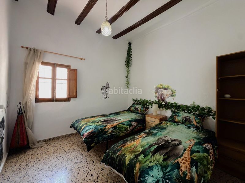 Foto c5b035b6-77e2-426a-9558-475fbf48a484. Casa a Castelló de Rugat