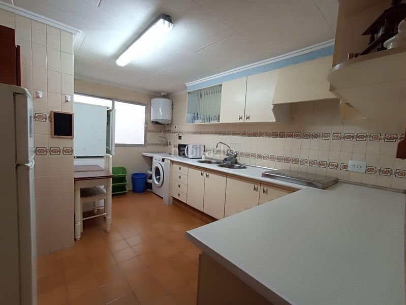 Foto fd728d5a-0308-49e1-bacc-854fee85beb2. Pis a Corea Gandia