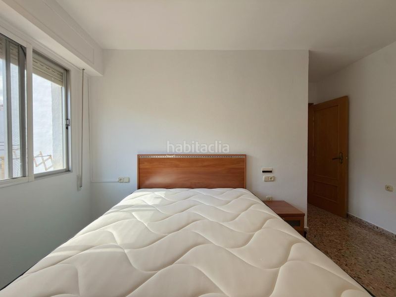 Foto 37ce321a-518e-47ba-b798-2584ce3fedf2. Pis a Corea Gandia