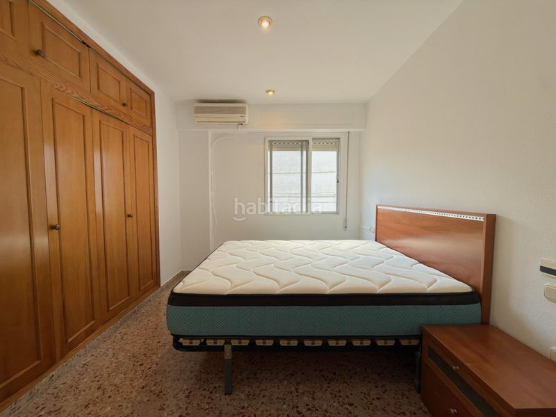 Foto db5d1cb0-18b1-4657-a41b-c06f8833277f. Pis a Corea Gandia