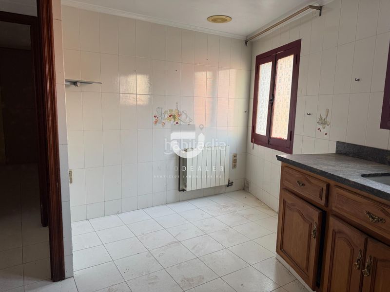 Foto 61acee2b-6a28-4478-936f-4cfe2bbec22d. Edificio  en Tavernes de la Valldigna