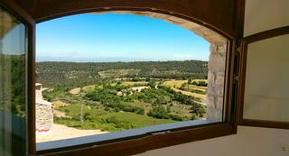 Masia  Plaa de l'escola. Fantastica casa rural en funcionamiento lleida