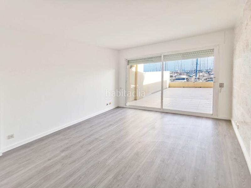 Foto a8751f55-0310-4e50-8008-6f787a86e295. Alquiler apartamento en zona de acceso privado y reformado en Castelldefels