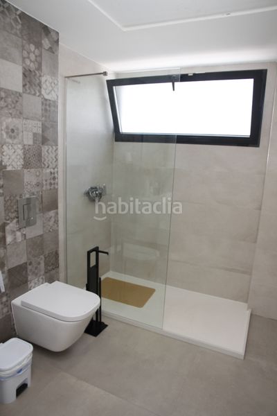 Foto 46a27f20-e7d4-4ab8-8875-7cbeb043a00b. Xalet amb xemeneia calefacció aparcament piscina a Bétera