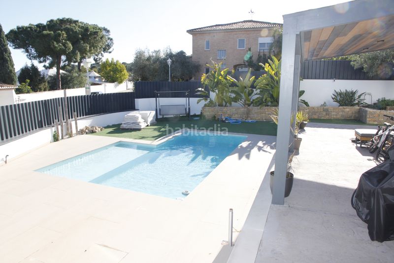 Foto c1496ee5-3ed5-4867-a20b-fc8de10af406. Xalet amb xemeneia calefacció aparcament piscina a Bétera