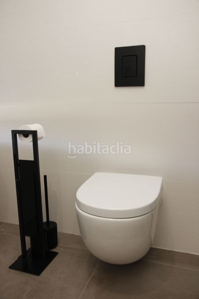 Foto e5ee9fe5-4d73-45b8-938f-397f5c8de45f. Xalet amb xemeneia calefacció aparcament piscina a Bétera