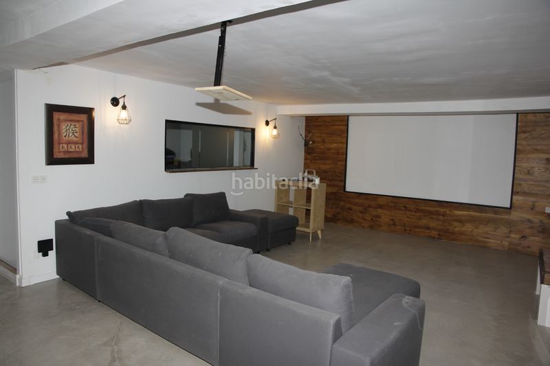 Foto f3c921a7-2e8a-4875-9429-ee5afbaf27ee. Xalet amb xemeneia calefacció aparcament piscina a Bétera