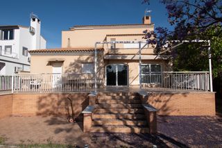 Lloguer Xalet a Churra. Casa en alquiler en urbanización privada en la ladera