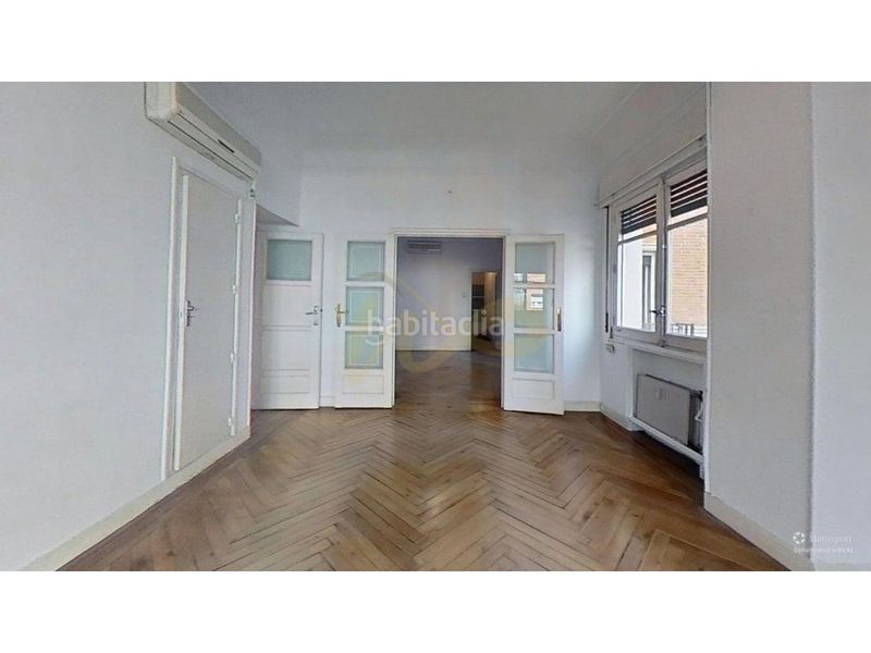 Foto 5a839f38-148f-4452-a0e3-edc7cff6ad3f. Pis a Argüelles Madrid