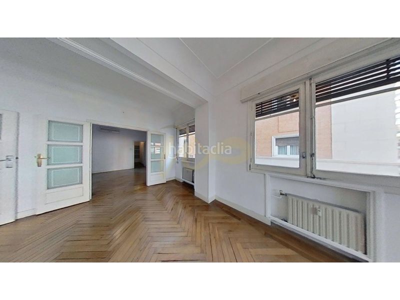 Foto f4075572-31db-4f08-9e98-9f38203c704c. Pis a Argüelles Madrid