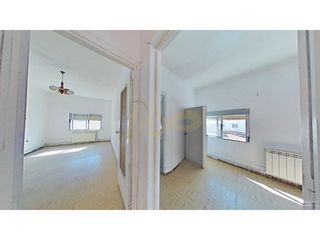 Flat  Calle pilar del. Propiedad con mucha luz para reformar en móstoles