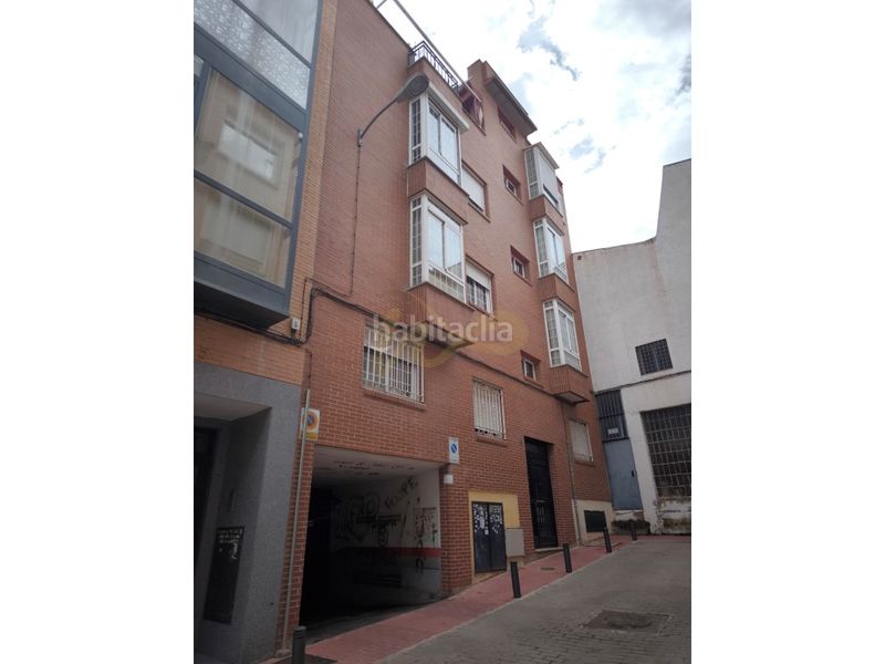 Foto 67a72a6c-4069-4ab1-ab4d-fa204a31f360. Aparcament cotxe a Berruguete Madrid