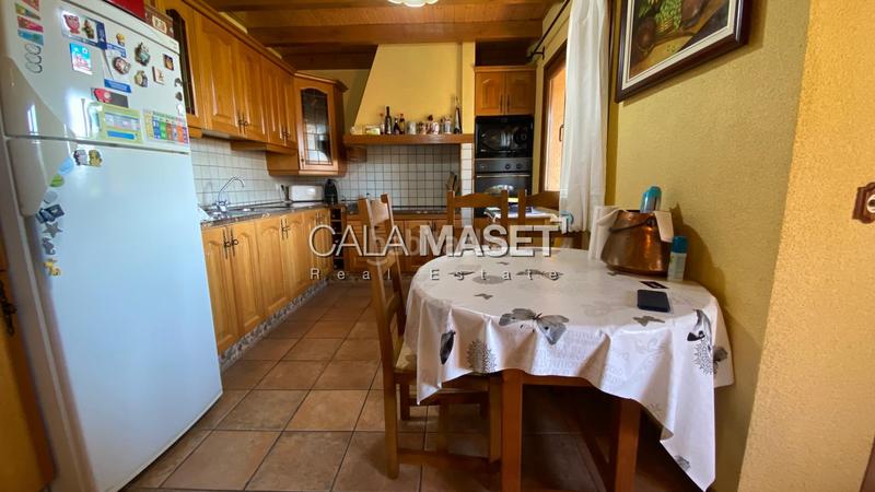 Foto 9d2a1dfd-76dd-487b-b763-0bf8c2a2f9c0. Chalet con riscaldamento parcheggio in Cabanyes-Mas Ambrós-Mas Pallí Calonge