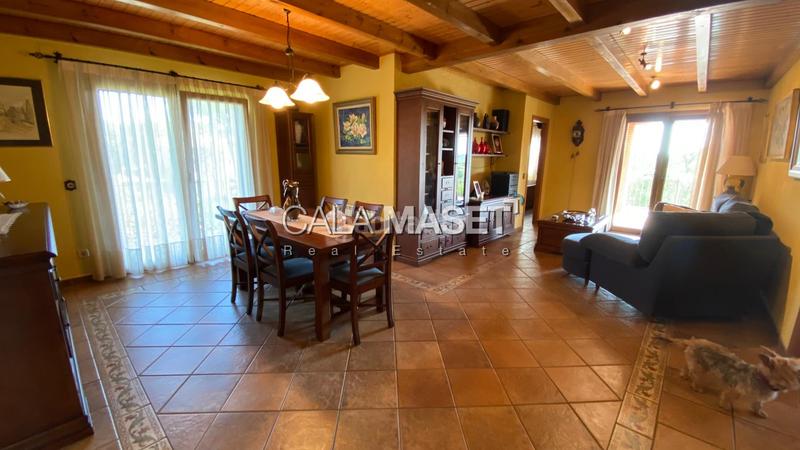 Foto ebb2690e-8ff1-4e11-baf1-684306e484c9. Chalet con riscaldamento parcheggio in Cabanyes-Mas Ambrós-Mas Pallí Calonge