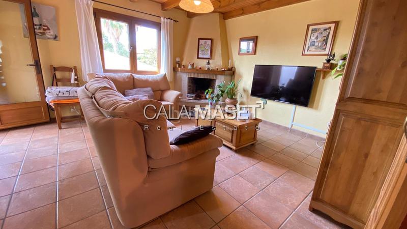 Foto f2dae747-532b-45c6-90a2-0cfe268f9436. Chalet con riscaldamento parcheggio in Cabanyes-Mas Ambrós-Mas Pallí Calonge