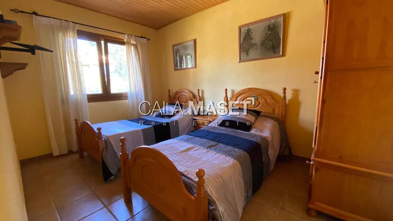Foto fbf92a5f-476f-46c9-bf63-acb78fe40205. Chalet con riscaldamento parcheggio in Cabanyes-Mas Ambrós-Mas Pallí Calonge