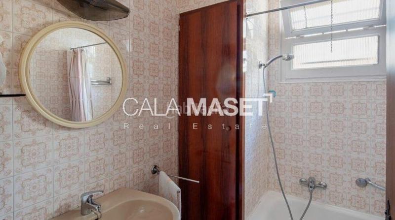 Foto 3cd6cac4-fb18-4591-b24a-46a5640b3b2d. House with heating parking in Castell d´Aro