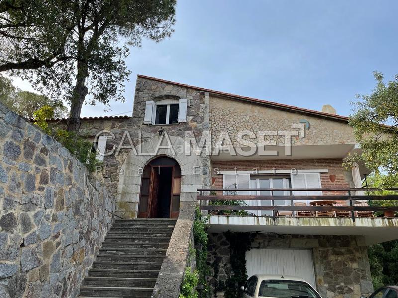 Foto b7e9806c-1f1d-41a5-a269-d4677f231076. House with heating parking in Castell d´Aro