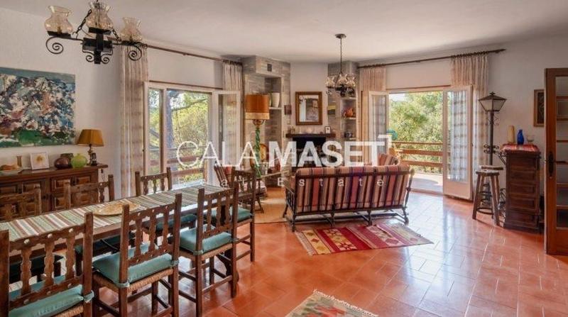 Foto dee4df91-b238-4a14-a5a4-dfb93bbcdde9. House with heating parking in Castell d´Aro