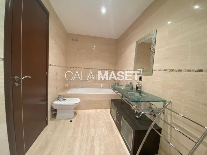 Foto 0debd4f2-b24e-40fa-a736-1fa4738295bb. Chalet preciosa en la prestigiosa urbanización mas nou! en Platja d´Aro