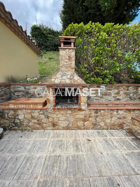 Foto 2d05b2f7-f0b3-42b6-ad56-d14dc94f8b02. Chalet preciosa en la prestigiosa urbanización mas nou! en Platja d´Aro