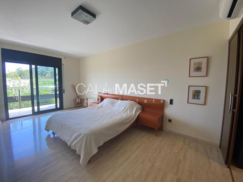 Foto 39dfbe5b-3b39-4301-a08c-e0b0915e6b26. Chalet preciosa en la prestigiosa urbanización mas nou! en Platja d´Aro