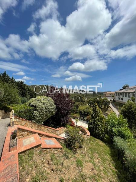 Foto 665c0d1e-81a6-4d60-af2a-e743707d6625. Chalet preciosa en la prestigiosa urbanización mas nou! en Platja d´Aro