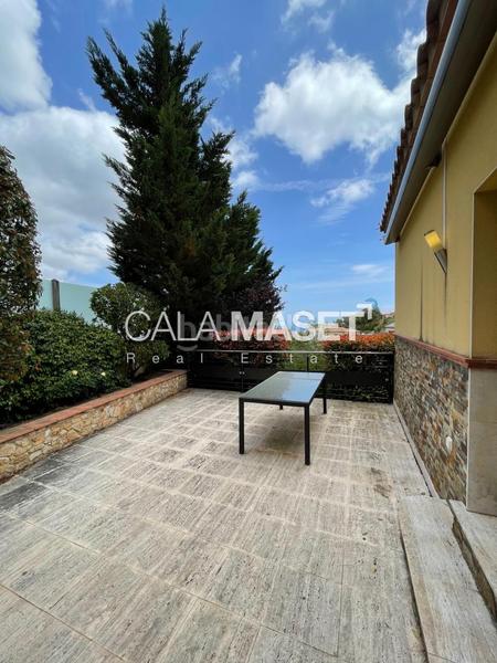 Foto 8c1fd7dd-1c01-40e6-bf40-508f56ab9f9e. Chalet preciosa en la prestigiosa urbanización mas nou! en Platja d´Aro