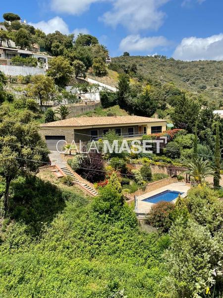Foto 93195e04-3162-4e86-982c-2fad6ec8b0cc. Chalet preciosa en la prestigiosa urbanización mas nou! en Platja d´Aro
