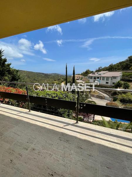 Foto 9b05359b-3b60-4685-9b66-b83b46765c17. Chalet preciosa en la prestigiosa urbanización mas nou! en Platja d´Aro