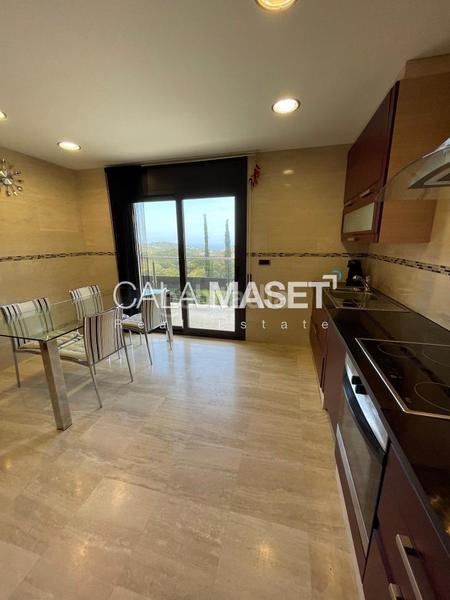 Foto f7a38180-cdfb-487a-b9ec-ba6f8dd49aa4. Chalet preciosa en la prestigiosa urbanización mas nou! en Platja d´Aro