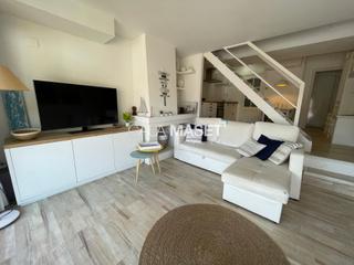 Casa adossada a Sant Pol. Preciosa a 60 metros de la playa de sant pol!