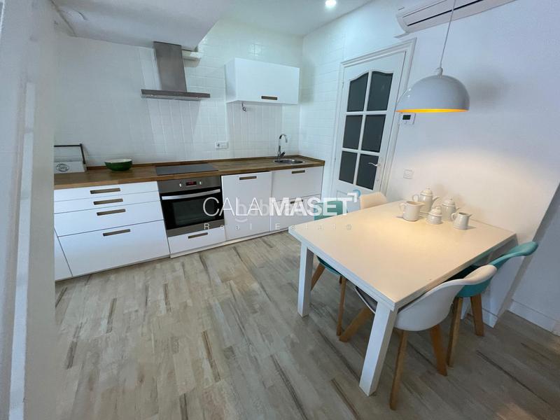 Foto 2b8e9b2b-3df5-4cdc-aadc-c51a6e2ee2db. Casa adossada amb calefacció aparcament a Sant Pol Sant Feliu de Guíxols