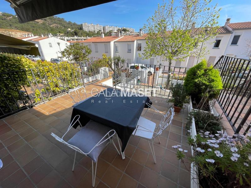 Foto 5e460581-c93c-4a98-8b46-6b9c09d5e5de. Casa adossada amb calefacció aparcament a Sant Pol Sant Feliu de Guíxols