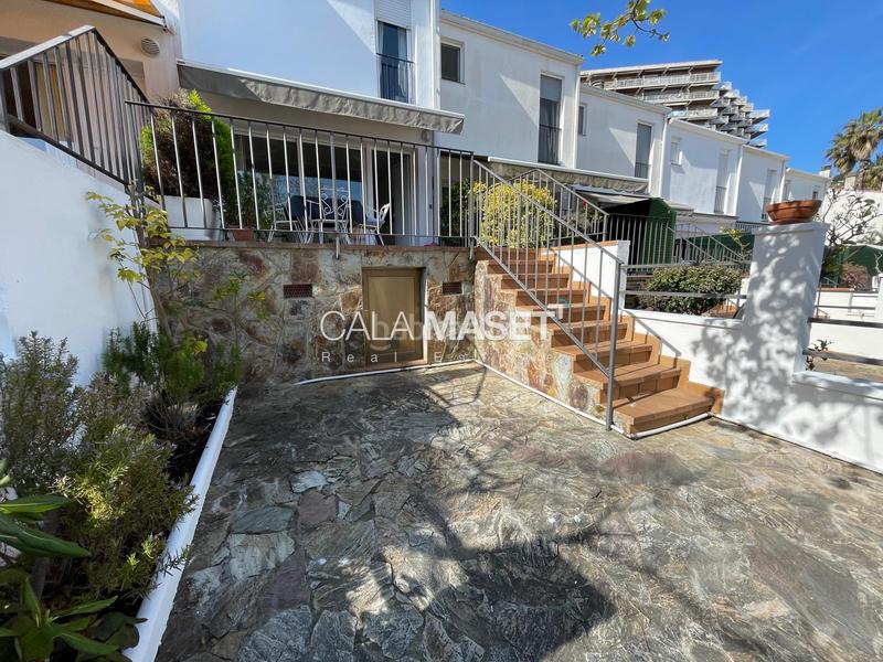 Foto 904044f7-7249-4916-b219-652b3e39a851. Casa adossada amb calefacció aparcament a Sant Pol Sant Feliu de Guíxols