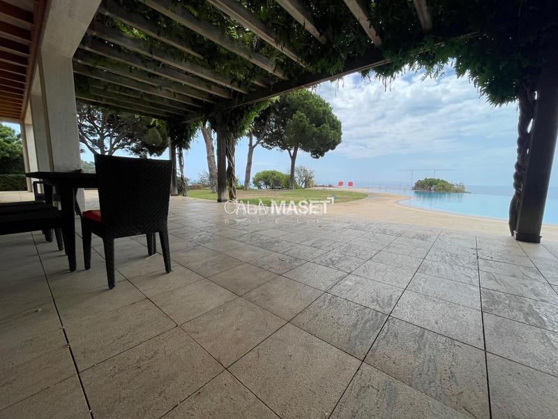 Foto 36ebaa03-d7eb-4114-b45e-c45ccf914553. Chalet con riscaldamento parcheggio in Puntabrava-Port Salvi Sant Feliu de Guíxols