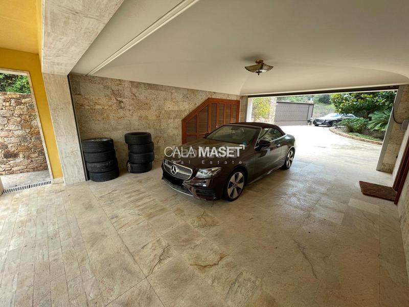 Foto afdb6ea5-9b90-4b1b-a90c-3693381ff128. Chalet con riscaldamento parcheggio in Puntabrava-Port Salvi Sant Feliu de Guíxols