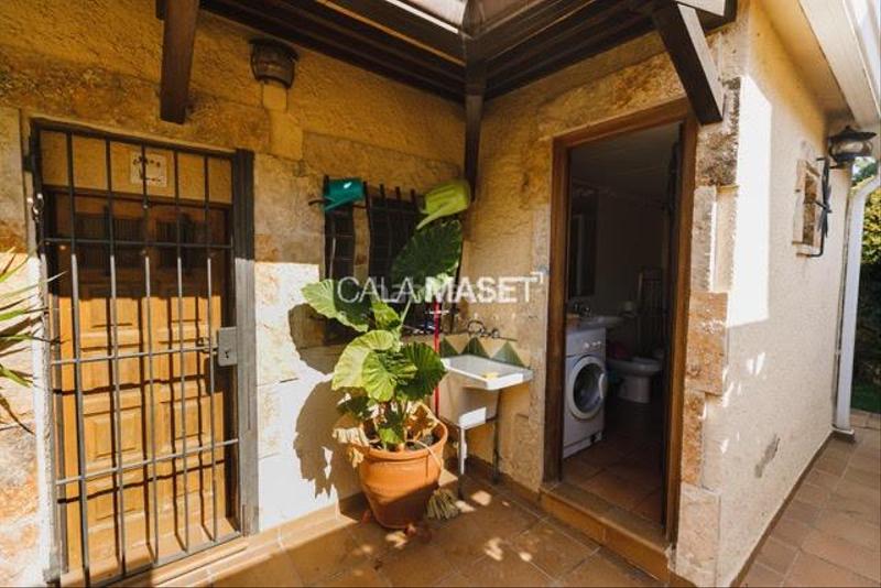 Foto 6e701391-1446-4c99-aac6-93d30b515eea. Xalet amb calefacció aparcament a Fenals Platja d´Aro